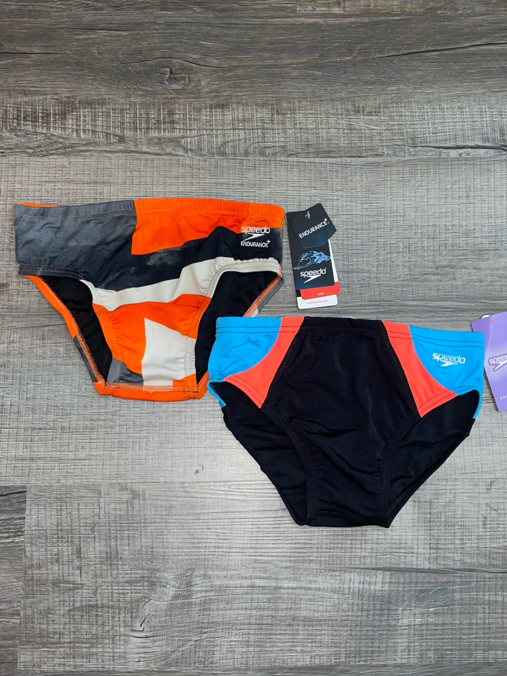 Speedo Men’s Swim/ Dive Brief Size 30 Colorblock Swim Briefs Endurance NWT